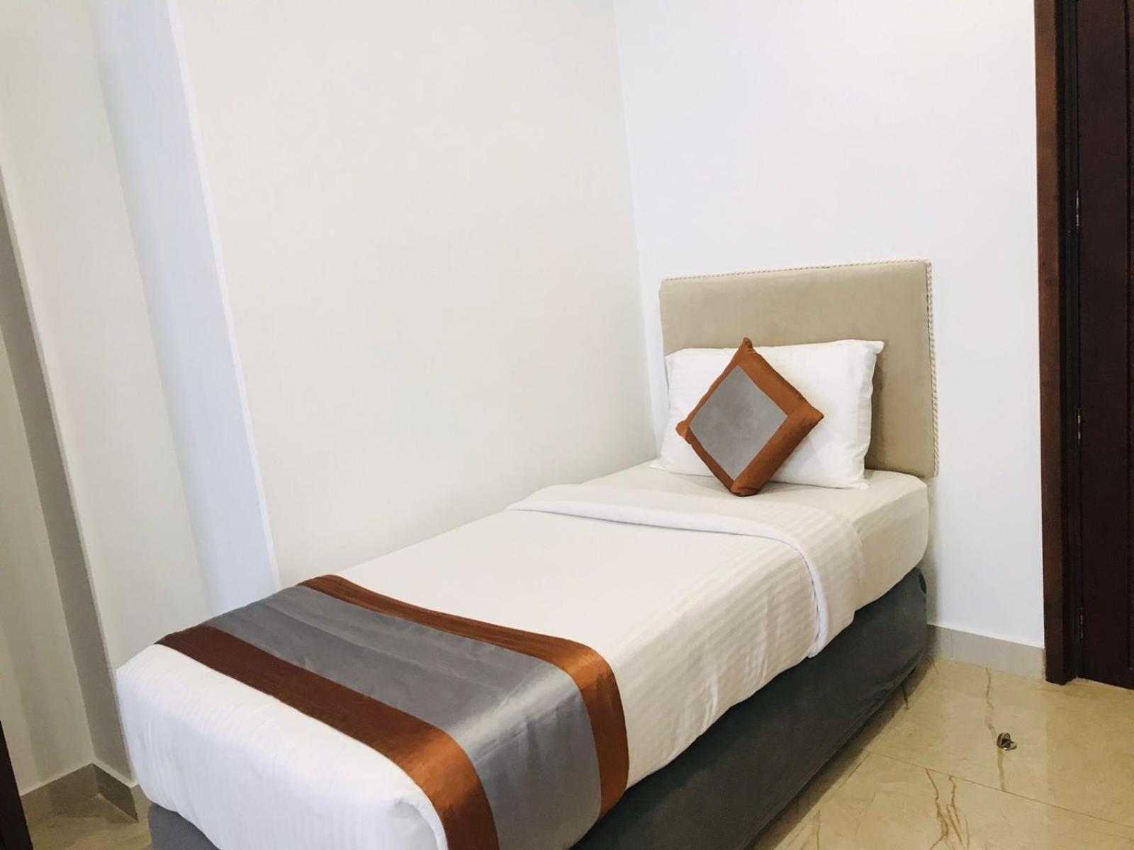 Galaxy Grand Hotel Nuwara Eliya Extérieur photo