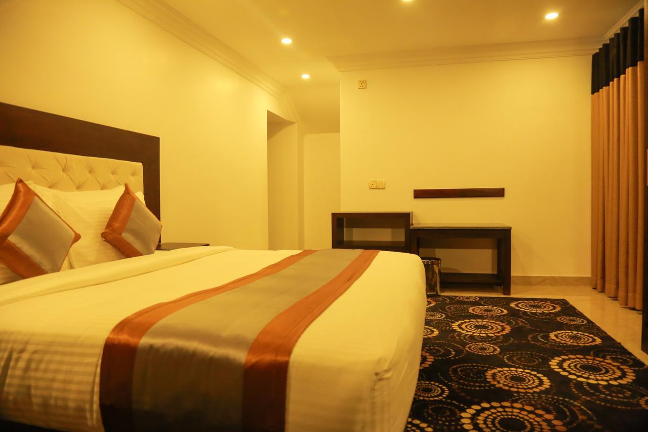 Galaxy Grand Hotel Nuwara Eliya Extérieur photo