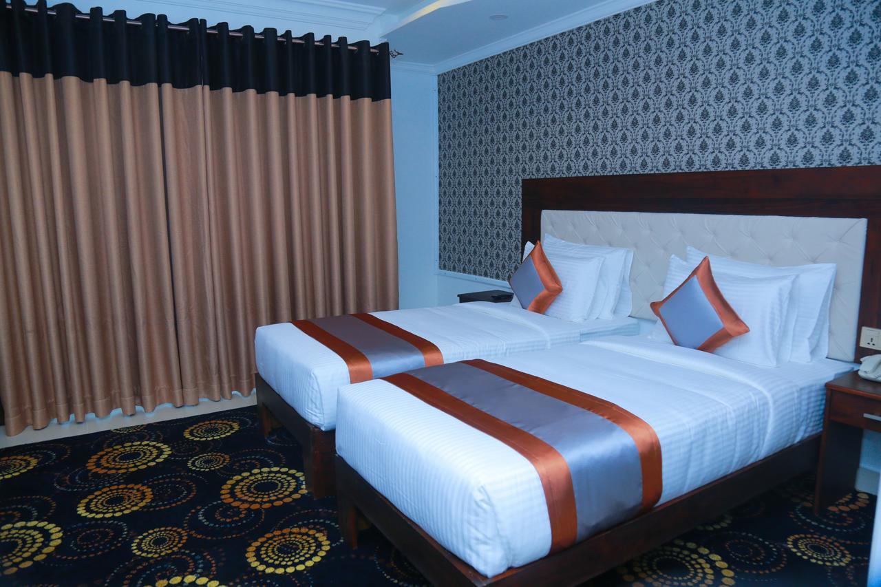 Galaxy Grand Hotel Nuwara Eliya Extérieur photo